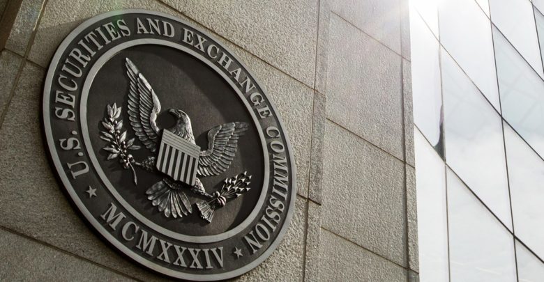 هيئة الأوراق المالية والبورصات الأمريكية تؤجل النظر في صناديق تداول البتكوين ETF مجددا