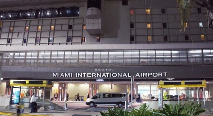 أول جهاز صراف آلي للبتكوين بمطار ميامي الدولي