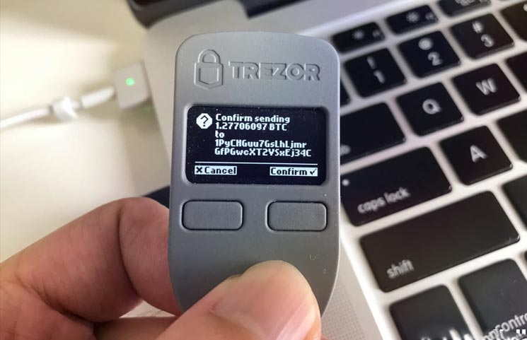 تطبيق جديد لجهاز محفظة Trezor علي سطح المكتب